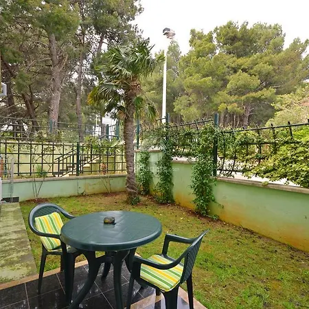 Apartment Blazenka *
