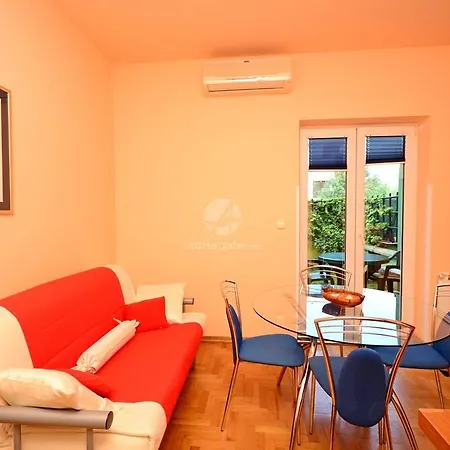 Blazenka Apartman *