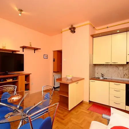 Blazenka Apartman *